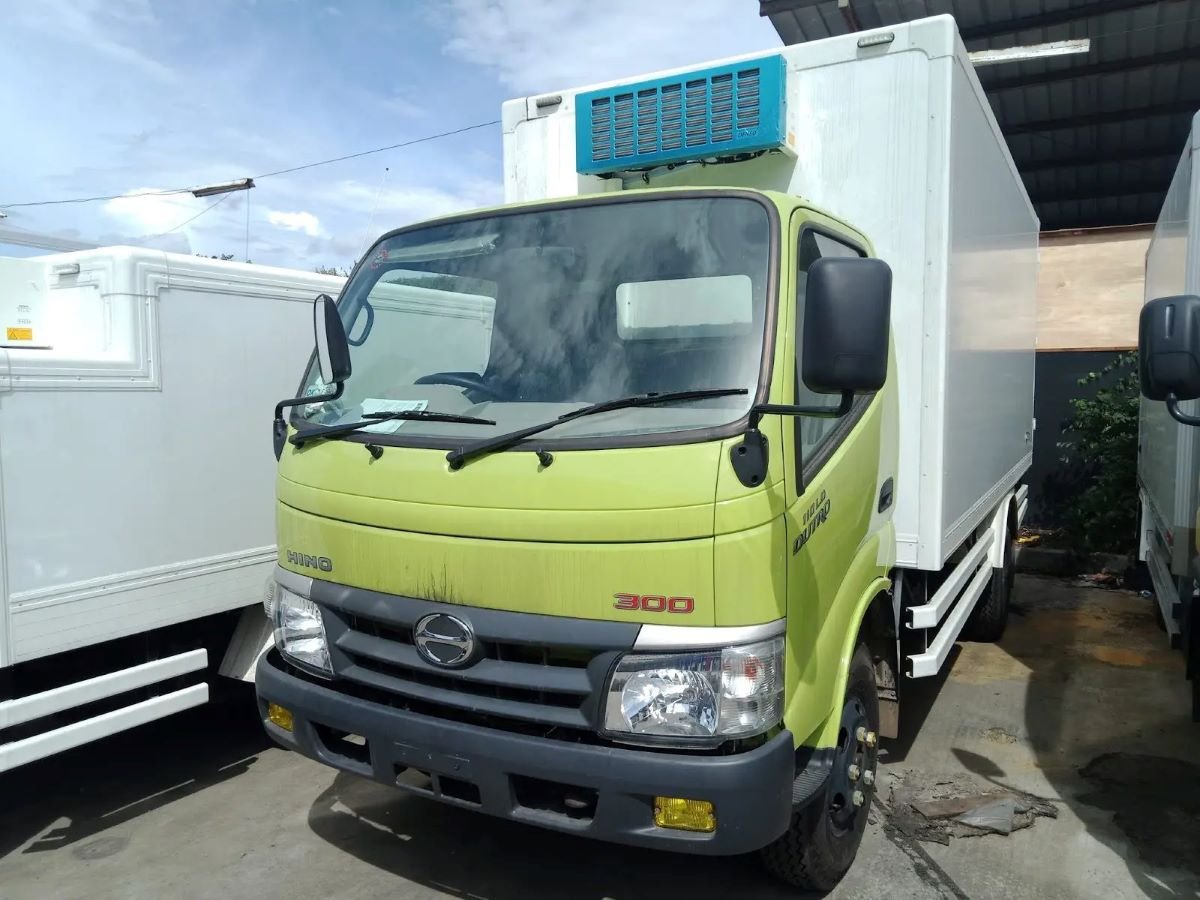 Ini Dia Cara Terbaik Mendapatkan Harga Sewa Truk Fuso Sesuai Budget di Surabaya!