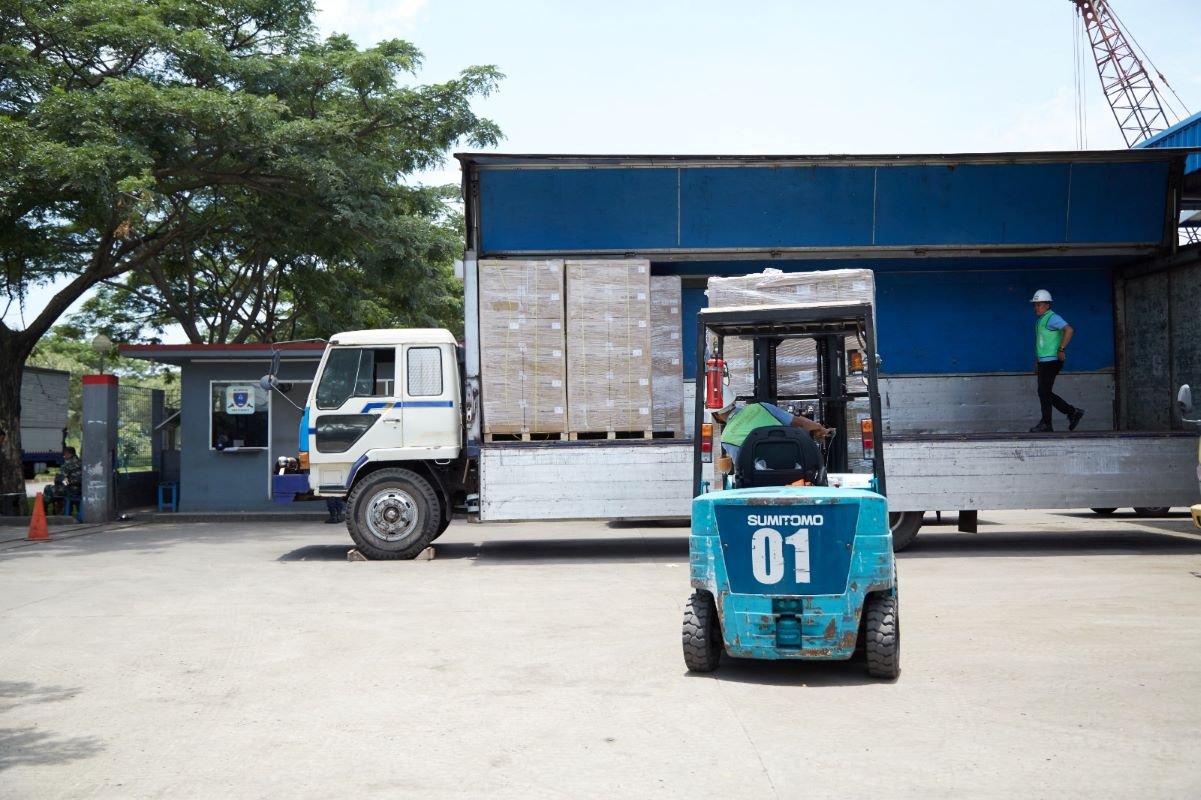 Solusi Logistik Modern: Sewa Wingbox & Cross Dock untuk Keunggulan Kompetitif