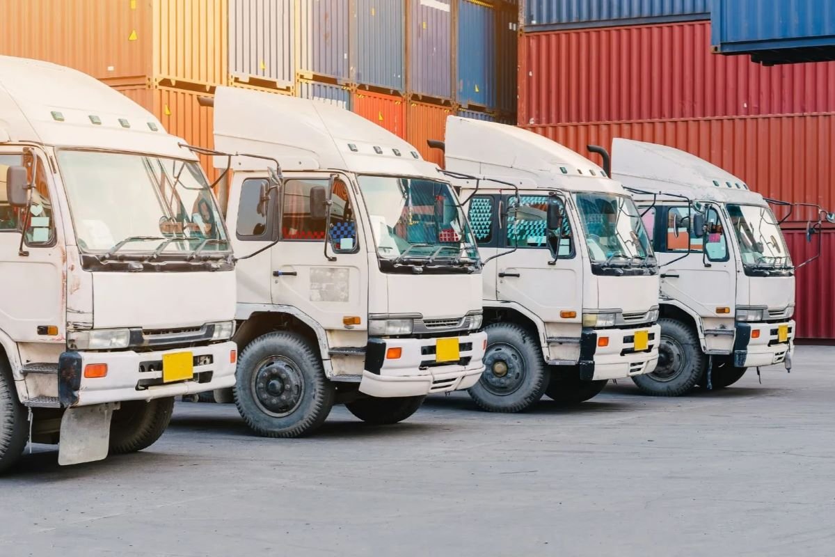 Panduan Lengkap Sewa Fuso Sistem FTL: Keuntungan, Biaya, dan Tips Memilih