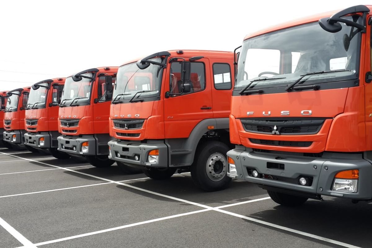 Butuh Armada Gesit? Gunakan Sewa Truk Colt Diesel untuk Pengiriman Cepat Surabaya