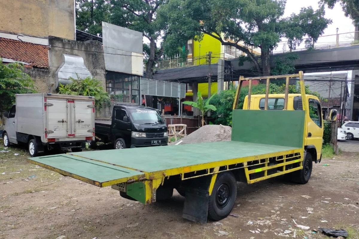 Bawa Kendaraan ke Seluruh Indonesia: Jasa Sewa Truk untuk Pengiriman Kendaraan Surabaya!