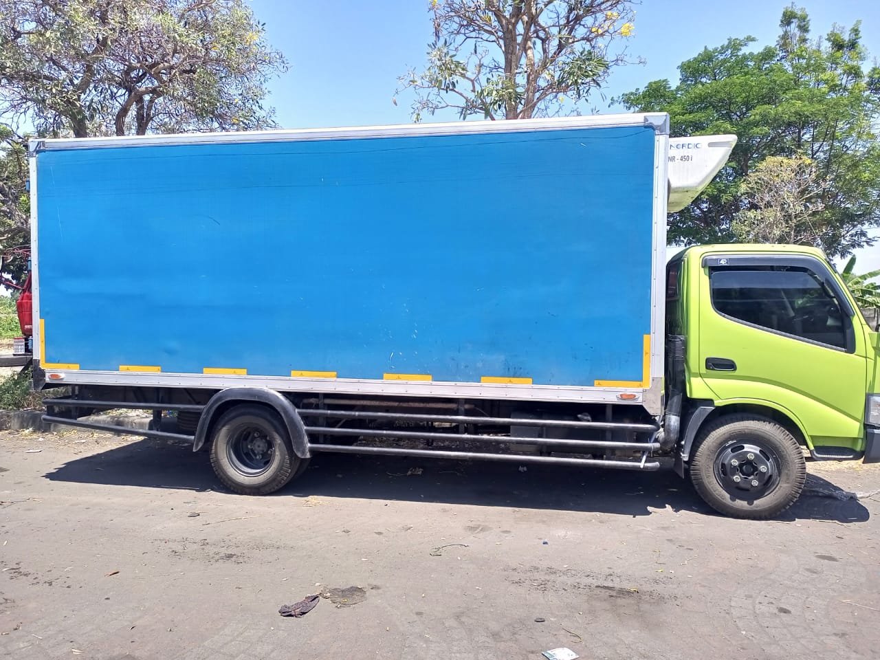 Rental Truk CDD Box Jakarta Resmi Terpercaya: Memahami Dimensi untuk Efisiensi Pengiriman